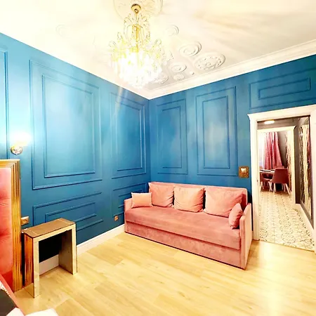 сам центр арт-деко Lviv