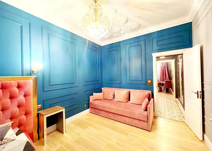 сам центр арт-деко Leópolis